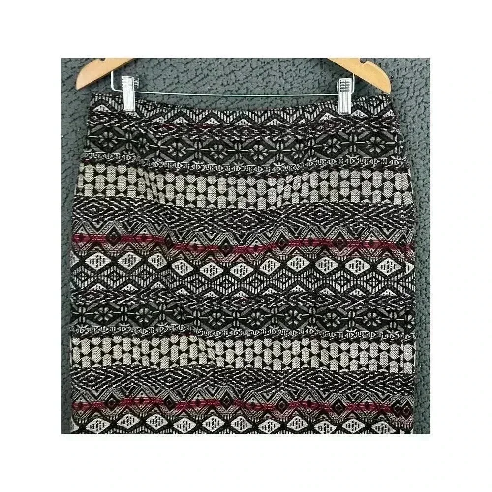 J Jill Lined Skirt MEDIUM Women's Tribal Aztec Pencil‎ Fitted Short Straight
